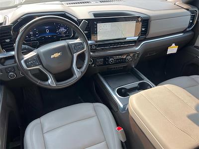 2025 Chevrolet Silverado 2500 Double Cab SRW 4x4 Pickup for sale #F115432A - photo 2