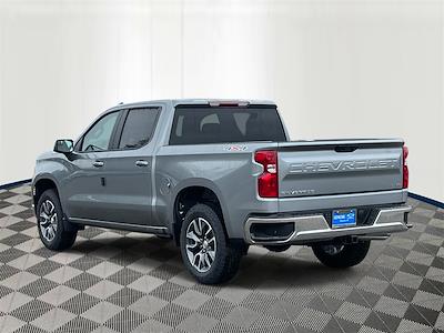New 2025 Chevrolet Silverado 1500 LT Crew Cab 4x4 Pickup for sale #SZ247347 - photo 2