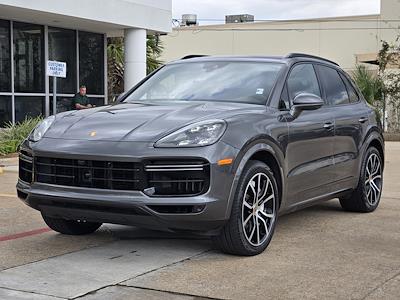 Used 2019 Porsche Cayenne Turbo for sale #DA81290 - photo 2