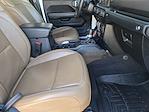 2020 Jeep Gladiator Crew Cab 4WD Pickup for sale #L133059 - photo 10