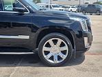 Used 2020 Cadillac Escalade Luxury SUV for sale #R102035 - photo 5
