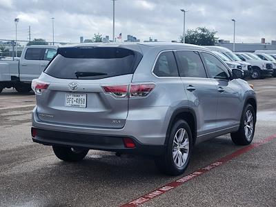 Used 2015 Toyota Highlander XLE SUV for sale #S041538 - photo 2