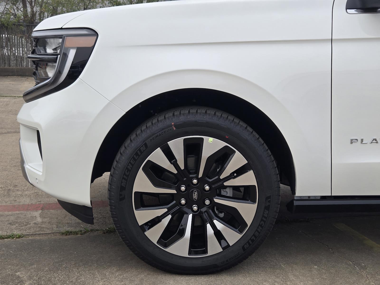 New 2025 Ford Expedition - photo 7
