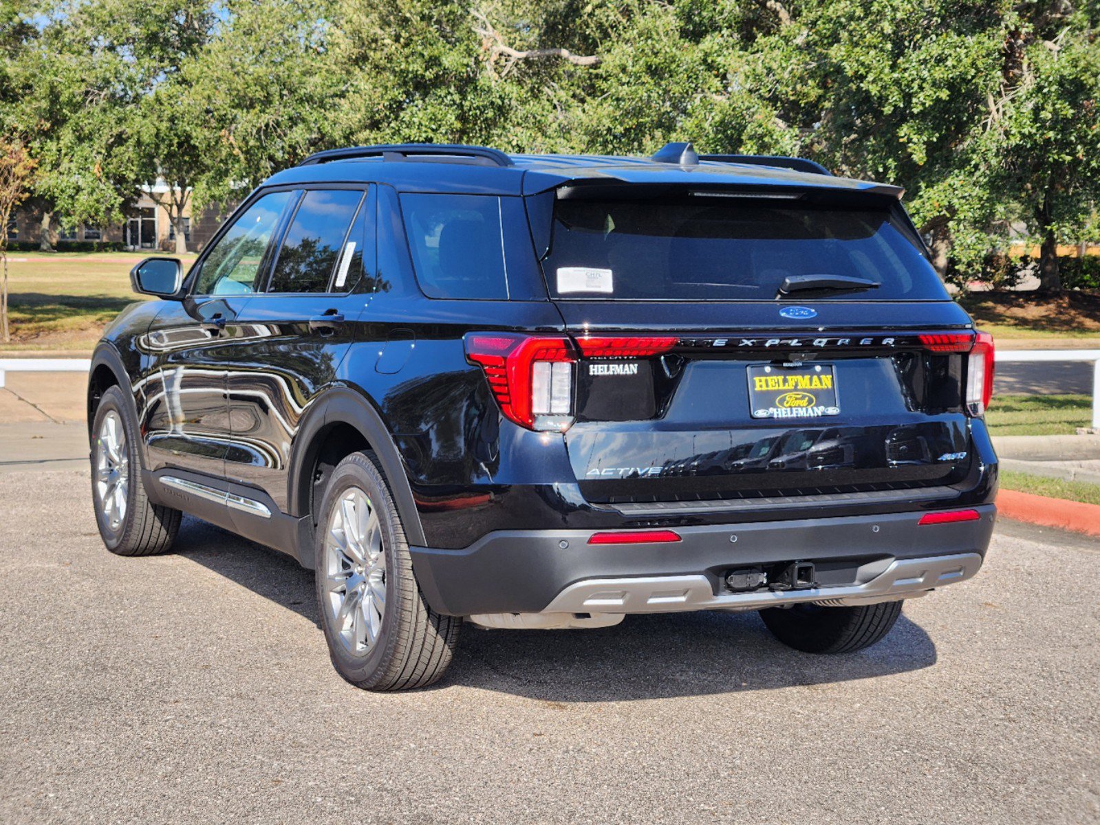 New 2025 Ford Explorer - photo 6