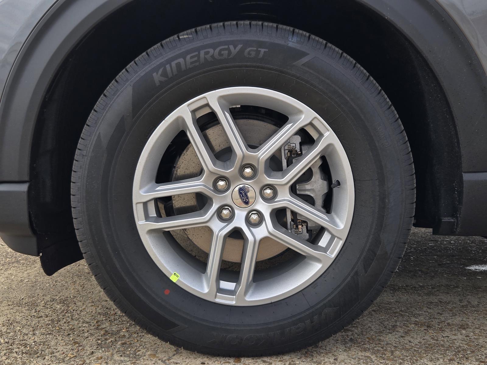 New 2026 Ford Explorer - photo 9