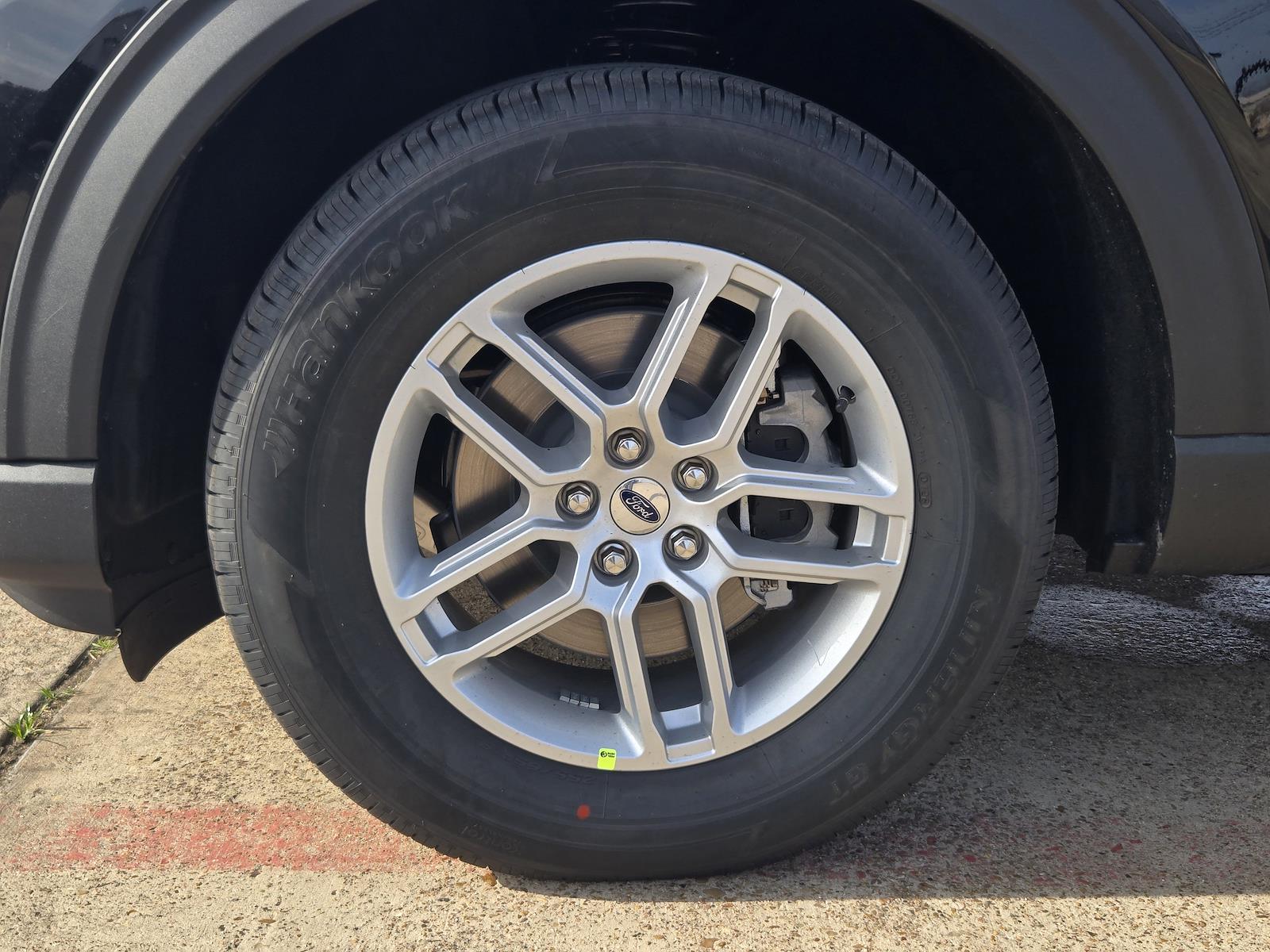 New 2026 Ford Explorer - photo 9