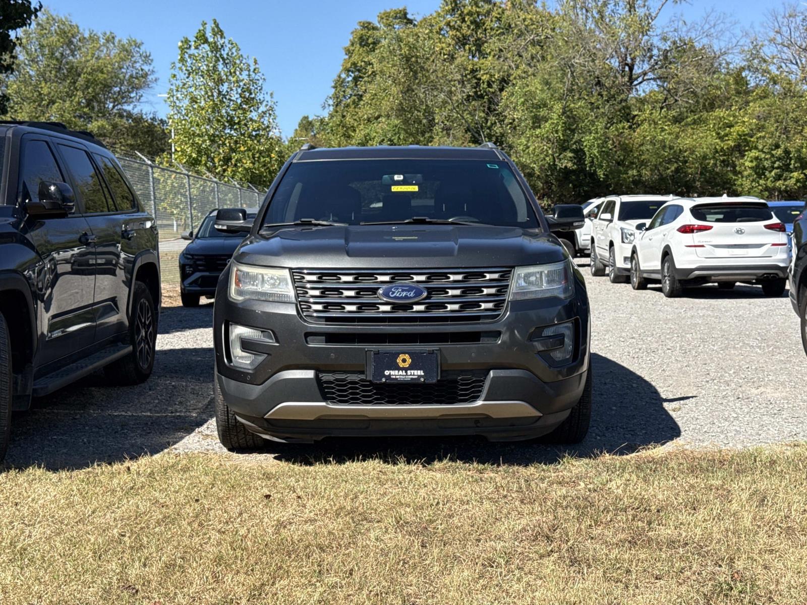 Used 2016 Ford Explorer - photo 2