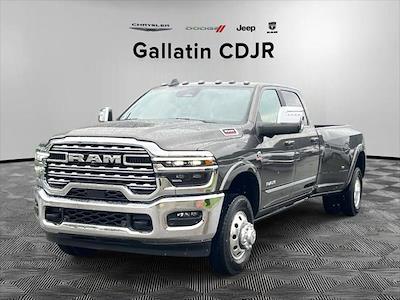 New 2025 Ram 3500 Limited Crew Cab 4x4 DRW Pickup for sale #C539138 - photo 1