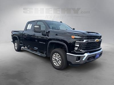 Used 2025 Chevrolet Silverado 2500 - photo 1
