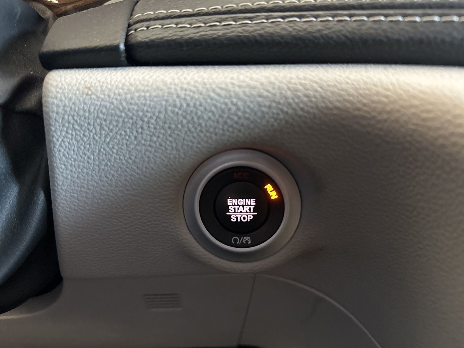 Used 2023 Chrysler Pacifica - photo 21