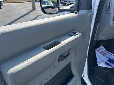 New 2025 Ford E-450 - photo 1