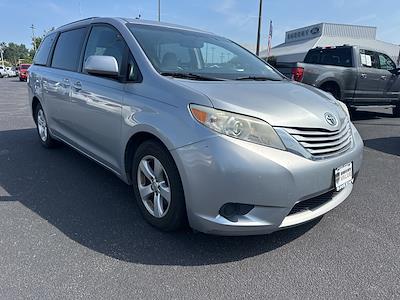 2015 Toyota Sienna 4x2 Minivan for sale #NE67989A - photo 1
