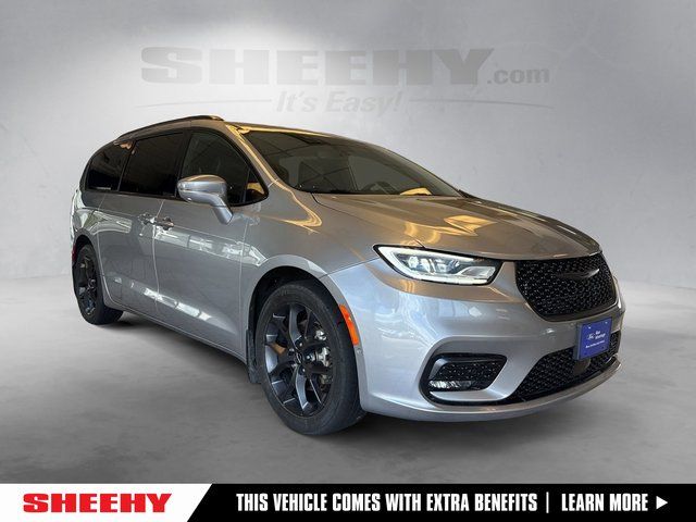Used 2021 Chrysler Pacifica - photo 1