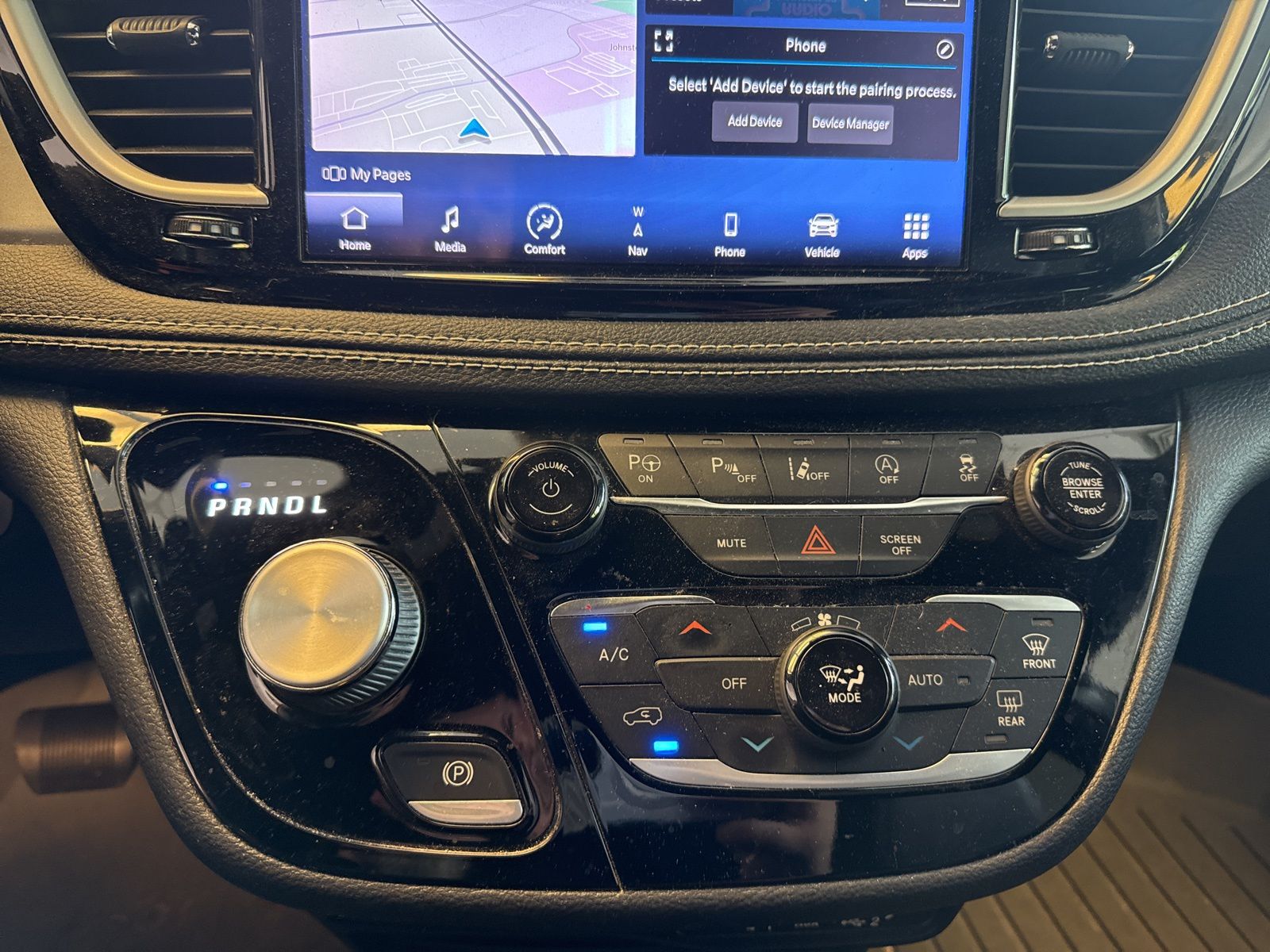 Used 2021 Chrysler Pacifica - photo 29
