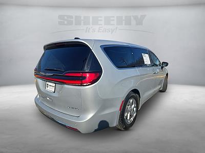 2024 Chrysler Pacifica FWD Minivan for sale #NQ2368P - photo 2