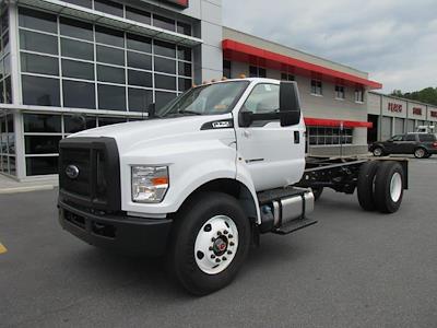 2024 Ford F-750 Regular Cab DRW 4x2, Cab Chassis for sale #291118 - photo 1