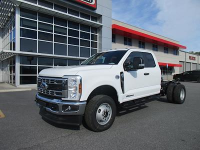 New 2026 Ford F-350 Super Cab Cab Chassis for sale #342798 - photo 1