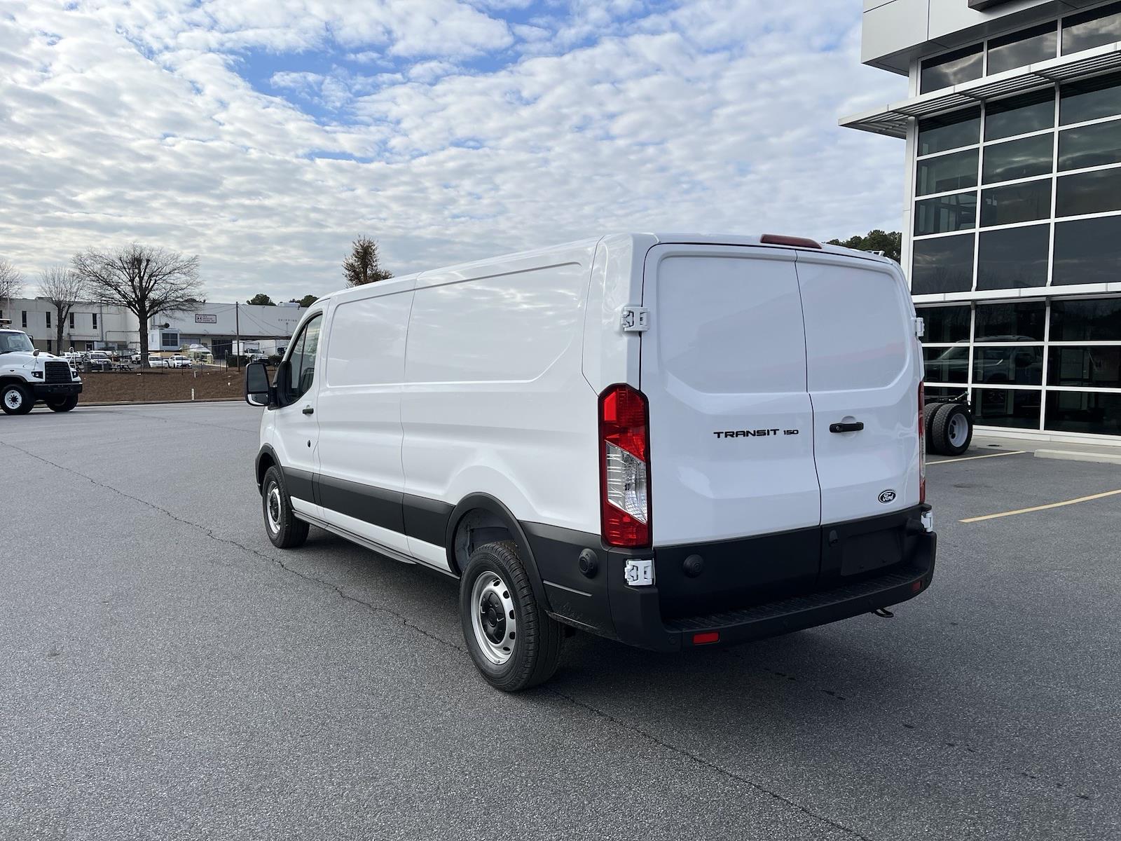 New 2026 Ford Transit 150 - photo 7