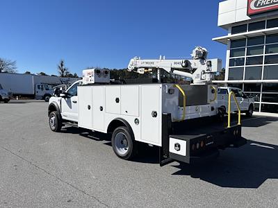 New 2025 Ford F-550 - photo 1