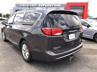 2019 Chrysler Pacifica FWD Minivan for sale #C25293A - photo 2