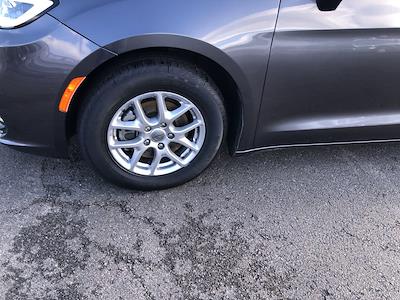 Used 2023 Chrysler Pacifica Touring L Minivan for sale #C25414A1 - photo 2