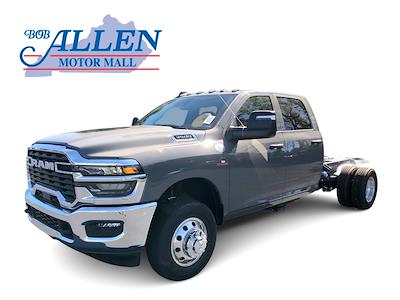 2026 Ram 3500 Crew Cab DRW 4WD Cab Chassis for sale #C26061 - photo 1