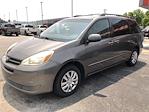 2005 Toyota Sienna FWD Minivan for sale #M25349D - photo 4