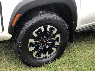 Used 2024 Nissan Frontier Crew Cab for sale #MP8518 - photo 2