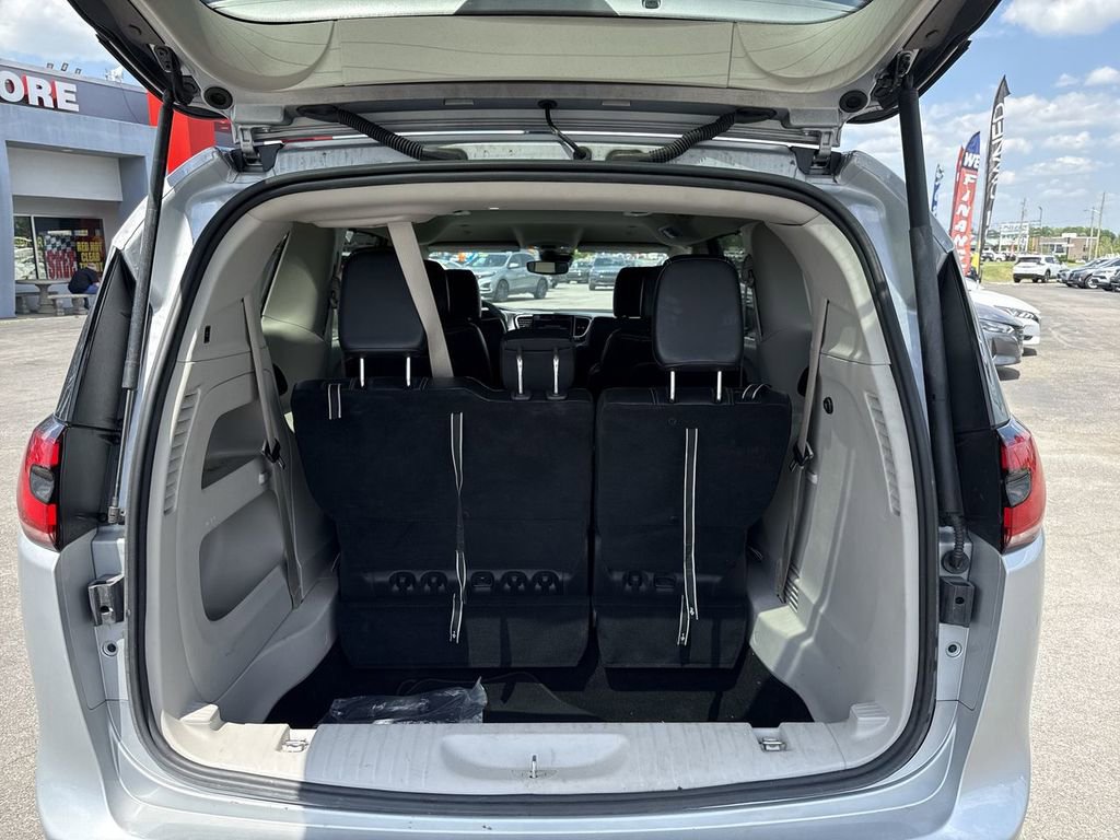 Used 2024 Chrysler Pacifica - photo 18