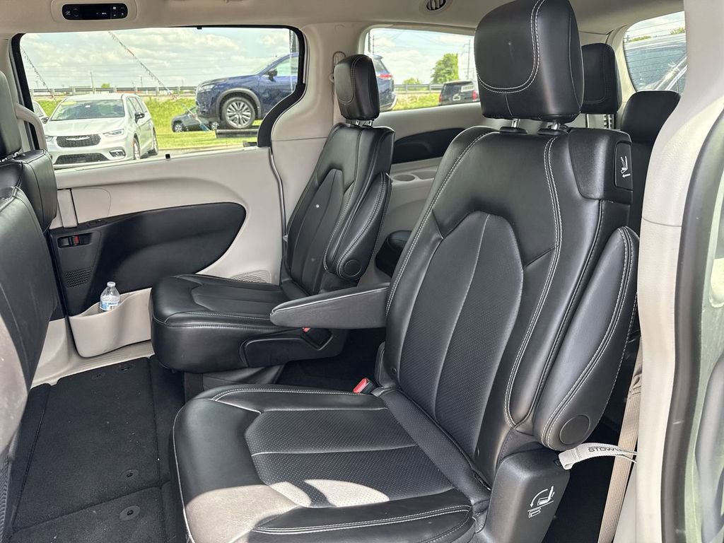 Used 2024 Chrysler Pacifica - photo 22
