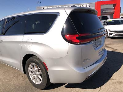 Used 2024 Chrysler Pacifica - photo 1