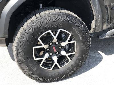 Used 2024 GMC Canyon - photo 1