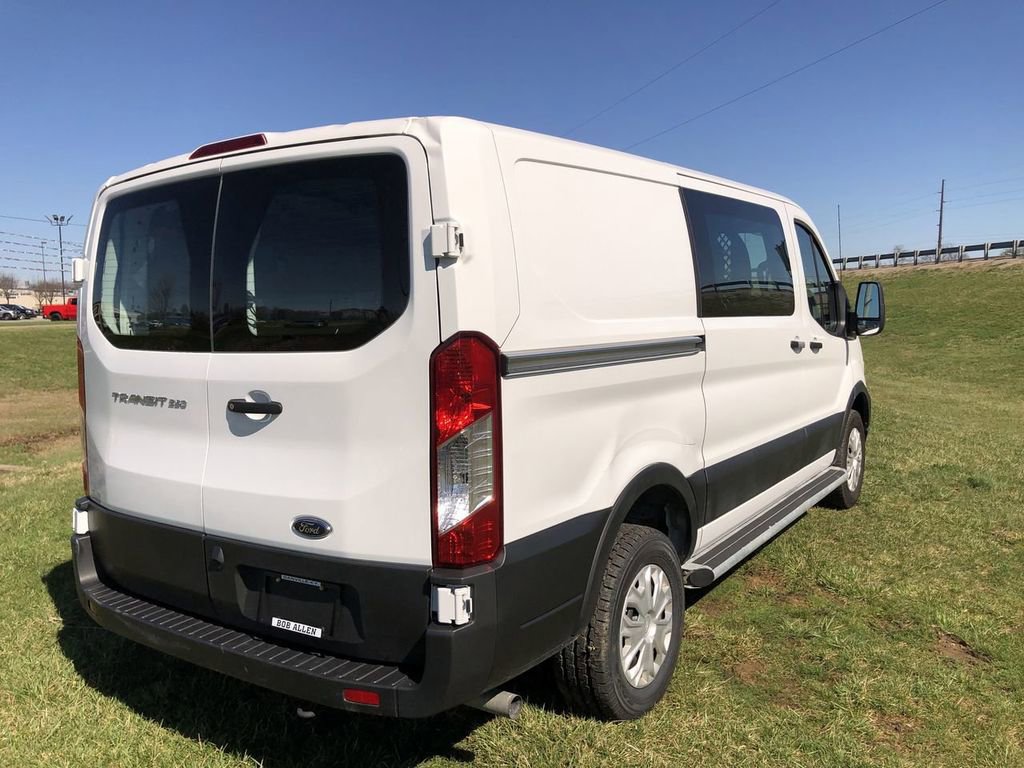 Used 2024 Ford Transit 250 - photo 8