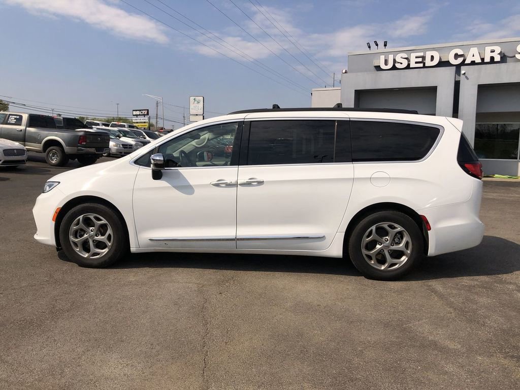 Used 2023 Chrysler Pacifica - photo 14