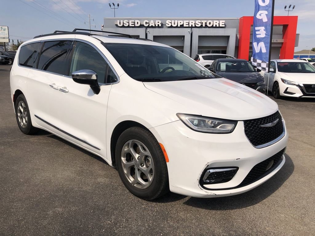 Used 2023 Chrysler Pacifica - photo 17
