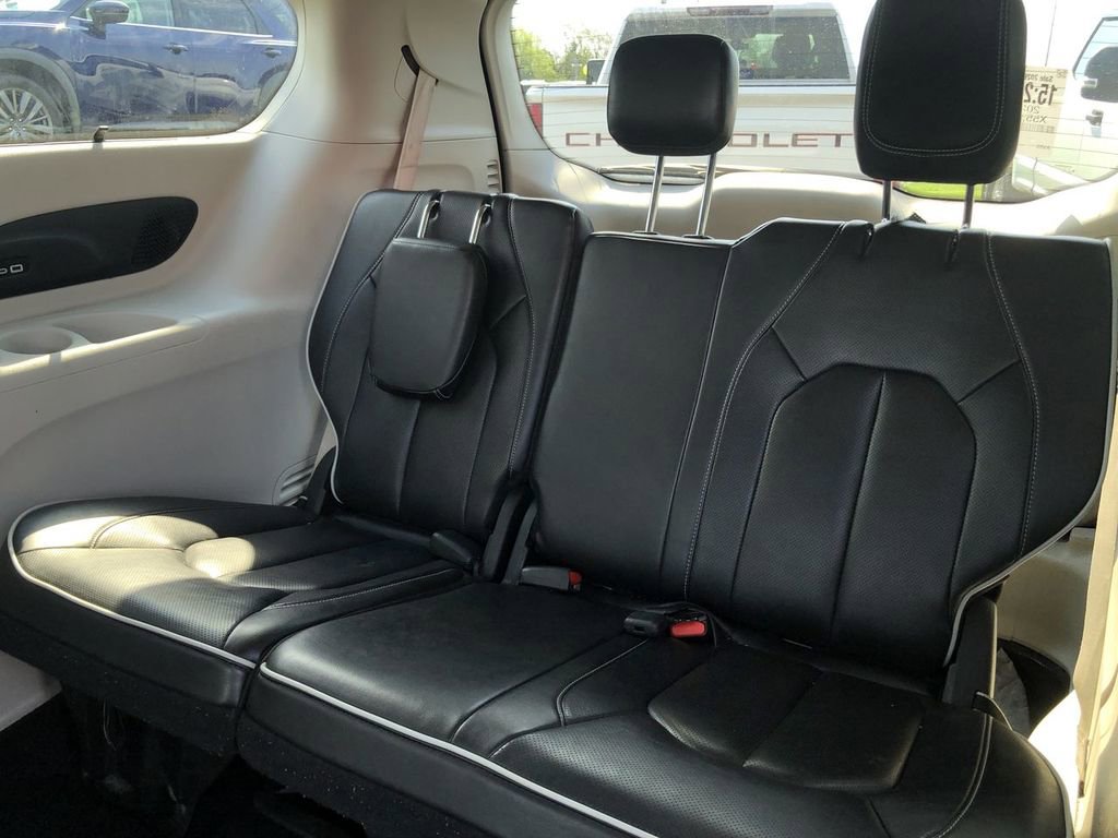 Used 2023 Chrysler Pacifica - photo 21