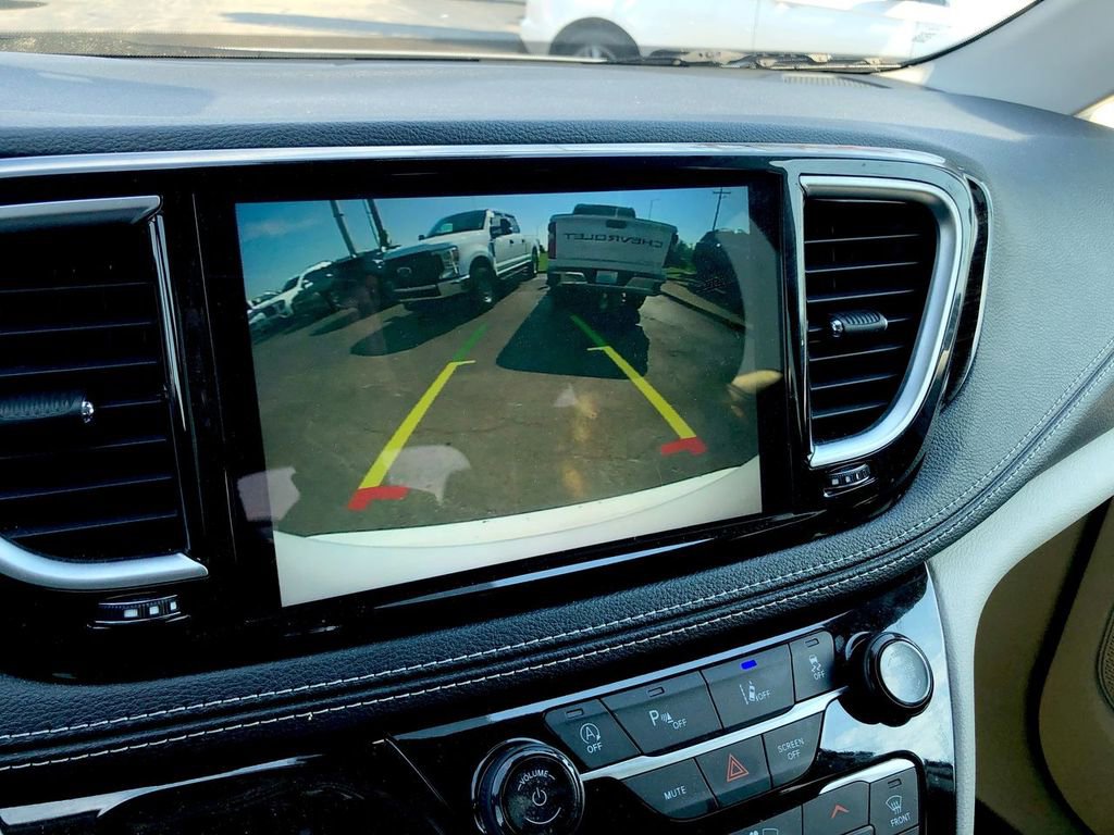 Used 2023 Chrysler Pacifica - photo 31