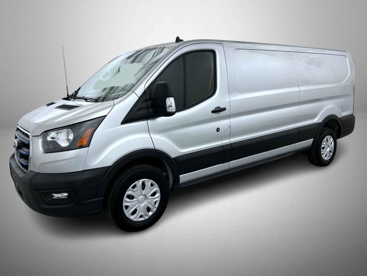 Used 2023 Ford E-Transit 350 - photo 6