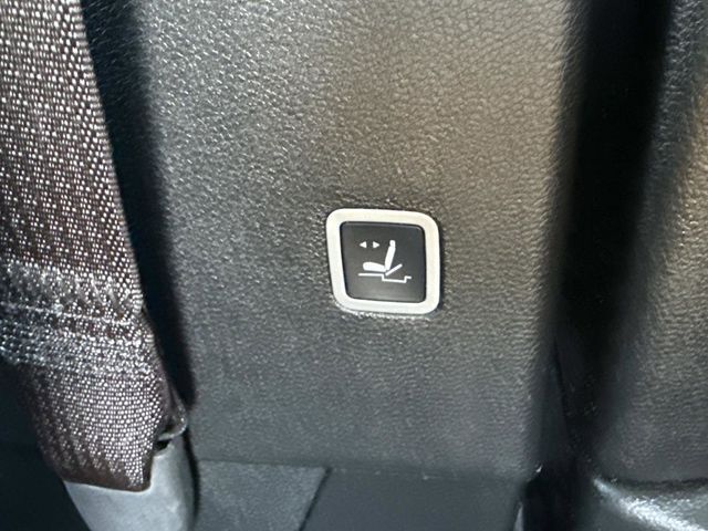 Used 2018 Chrysler Pacifica - photo 14