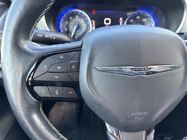 Used 2018 Chrysler Pacifica - photo 18