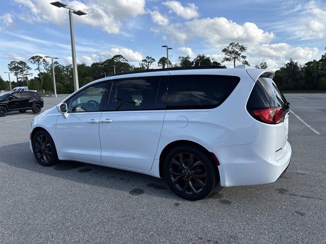 Used 2018 Chrysler Pacifica - photo 42