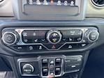 2020 Jeep Gladiator Crew Cab 4x4 Pickup for sale #L544046A - photo 22