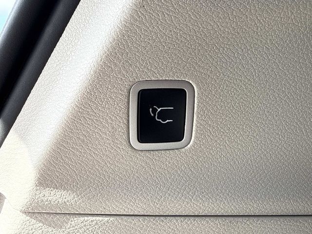 Used 2023 Chrysler Pacifica - photo 37