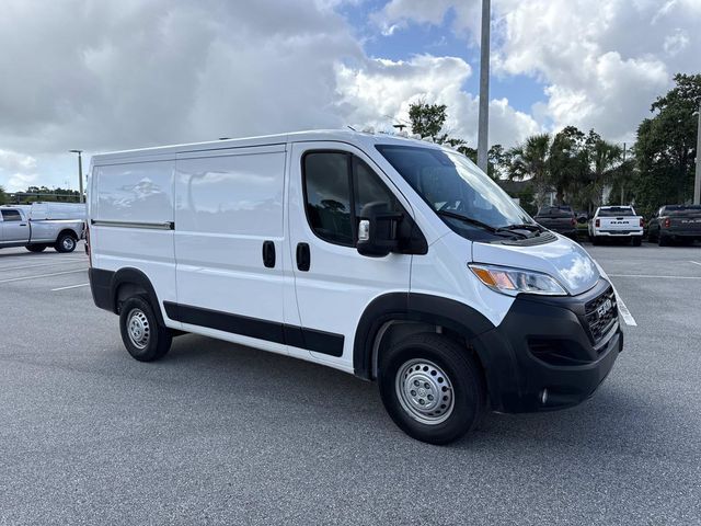 Used 2025 Ram ProMaster 2500 - photo 1