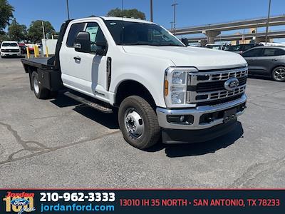 New 2024 Ford F-350 XL Super Cab 4x4 9' 4" CM Truck Beds Steel Flatbed Truck with Gooseneck Hitch for sale #FS394271 - photo 1