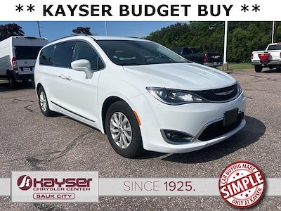 2018 Chrysler Pacifica FWD Minivan for sale #JLUT11127A - photo 1