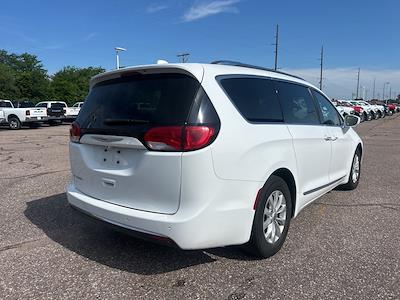 2018 Chrysler Pacifica FWD Minivan for sale #JLUT11127A - photo 2