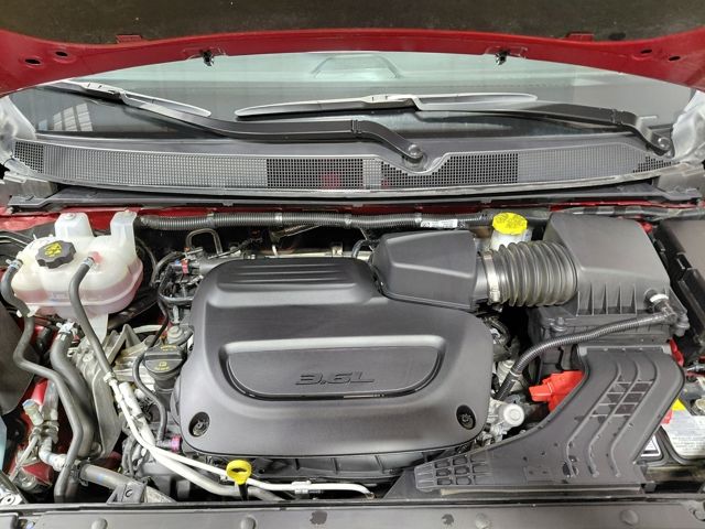Used 2025 Chrysler Pacifica - photo 28