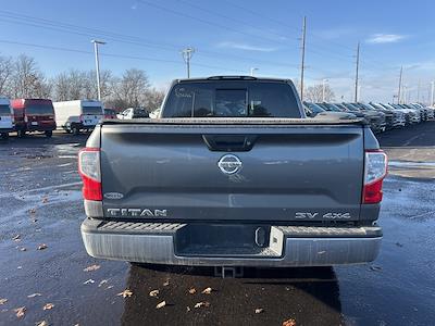 Used 2018 Nissan Titan - photo 1