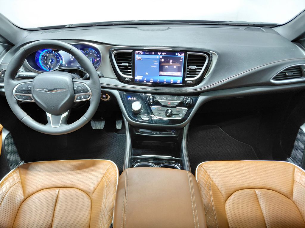 Used 2024 Chrysler Pacifica - photo 39